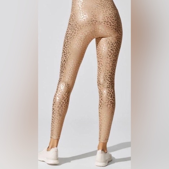 Beyond Yoga, Gold Metallic And Caramel Leggings Size Small New With Tag - Picture 2 of 12